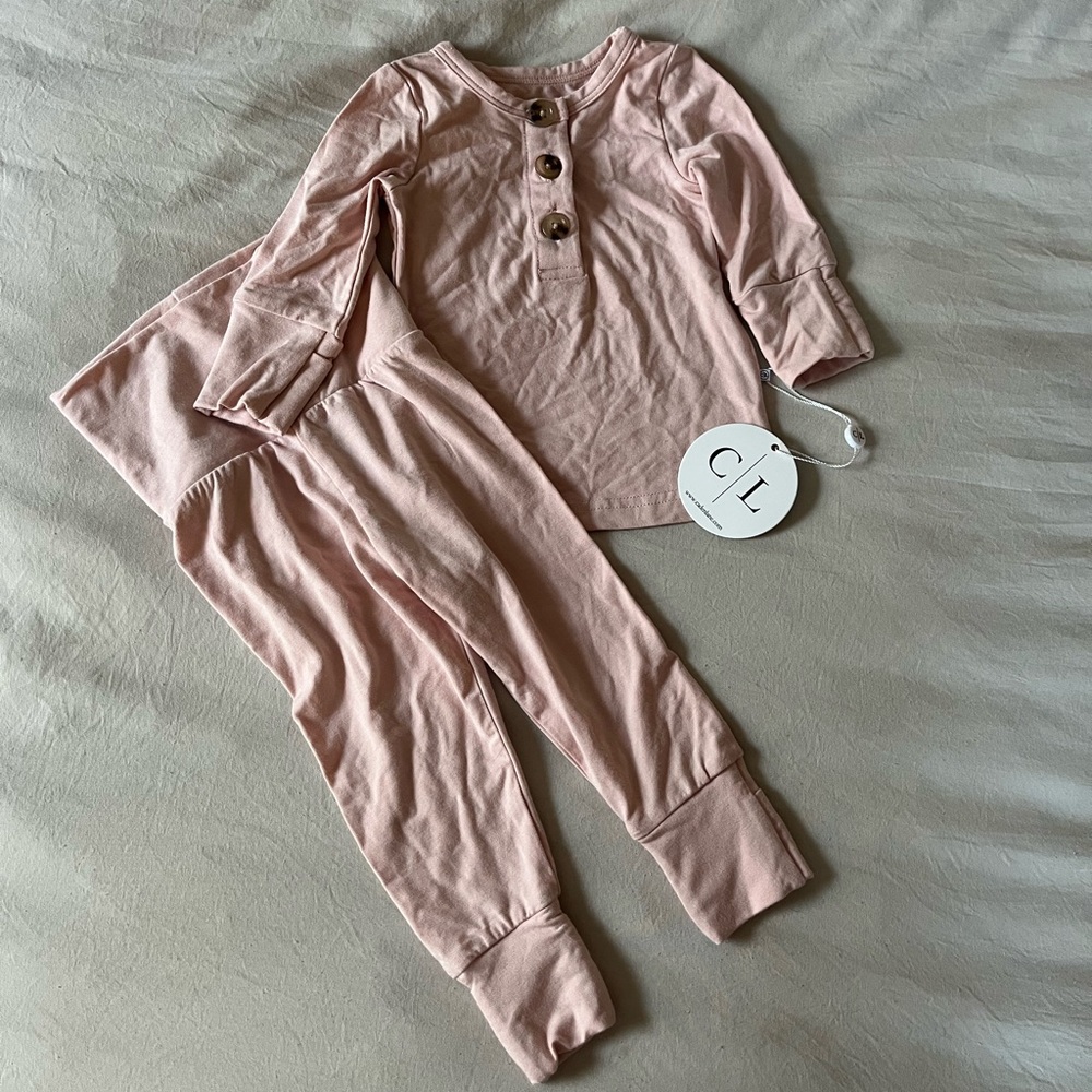 Caden Lane Bamboo Jammie’s lounge set 3-6 months pink